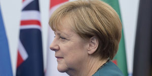 Новые санкции против РФ вступят в силу в понедельник, - Меркель