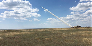 Украина не откажется от ракетных учений после угроз России